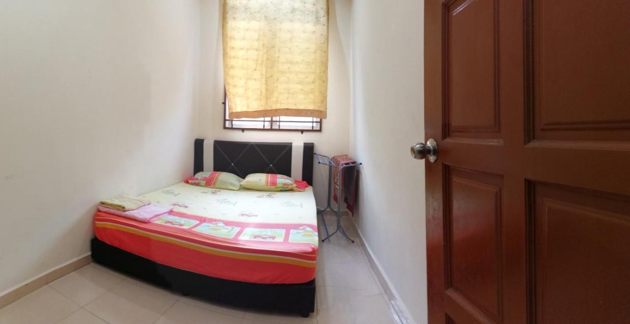 Assyifa Homestay ドゥングン エクステリア 写真