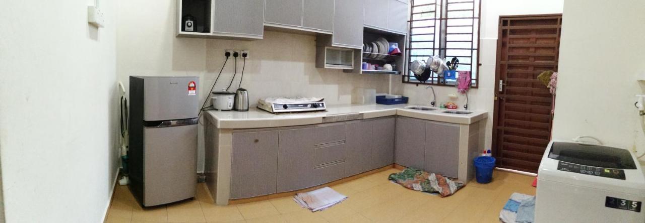 Assyifa Homestay ドゥングン エクステリア 写真